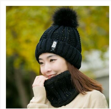 black Hat bib set